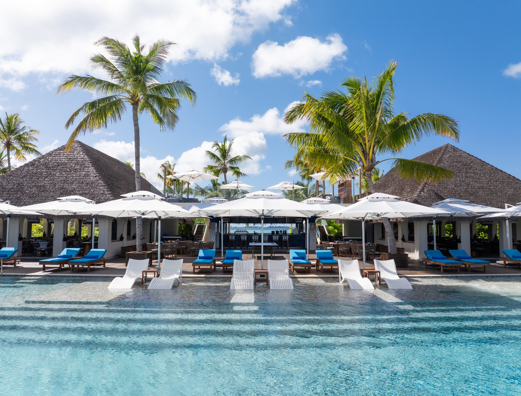 MIDI beach club and pool setting