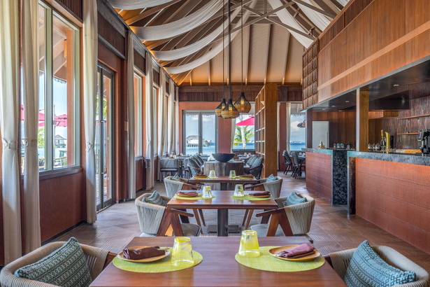SOI restaurant interior